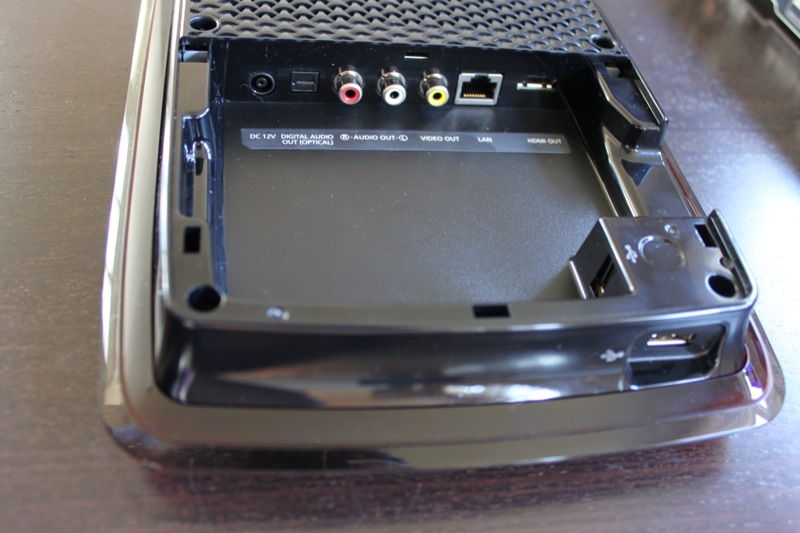 Illustration for article titled Samsung's Sleek BD-P4600 Blu-ray Player Lightning Review